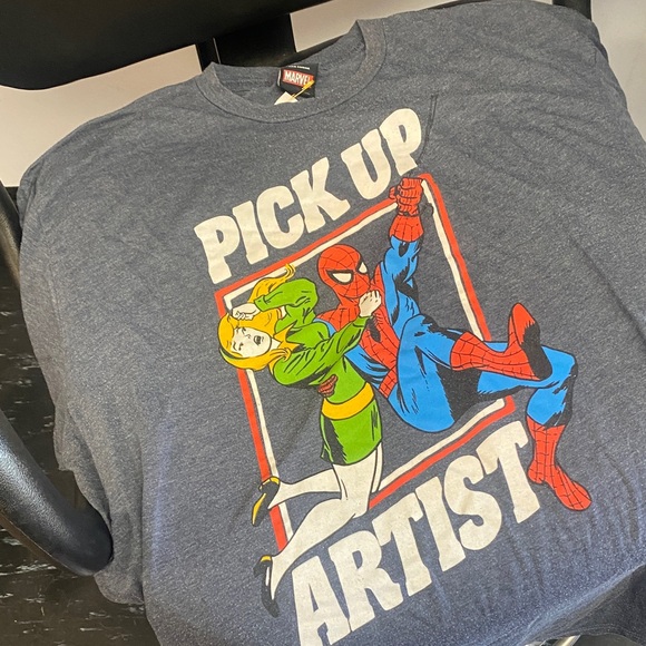 Marvel Pick Up Artist Graphic Tee - Gray and Red - Picture 1 of 3
